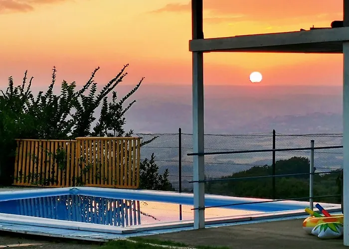 Country house Casa Vacanze Guardea *