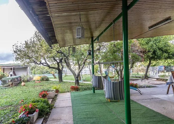 Country house Casa Vacanze Guardea Guardea