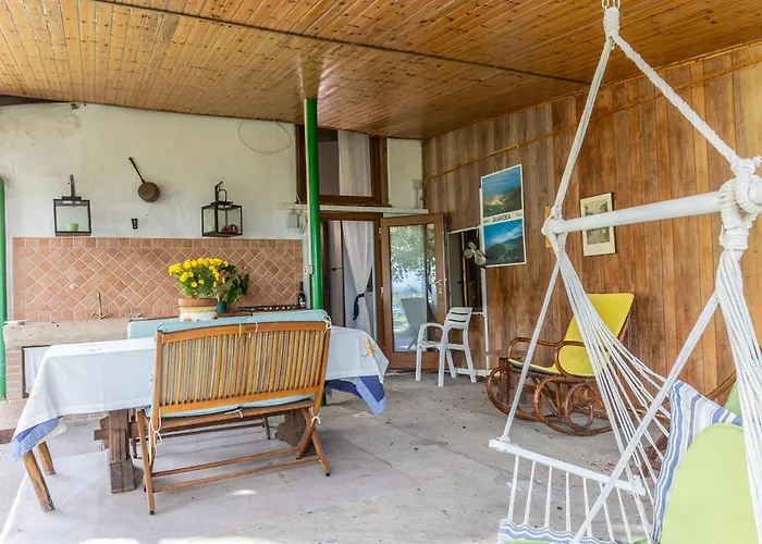 Landhuis Casa Vacanze Guardea Guardea